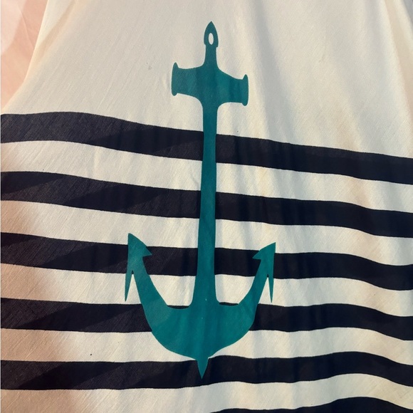 Long flowing anchor top - Picture 5 of 10